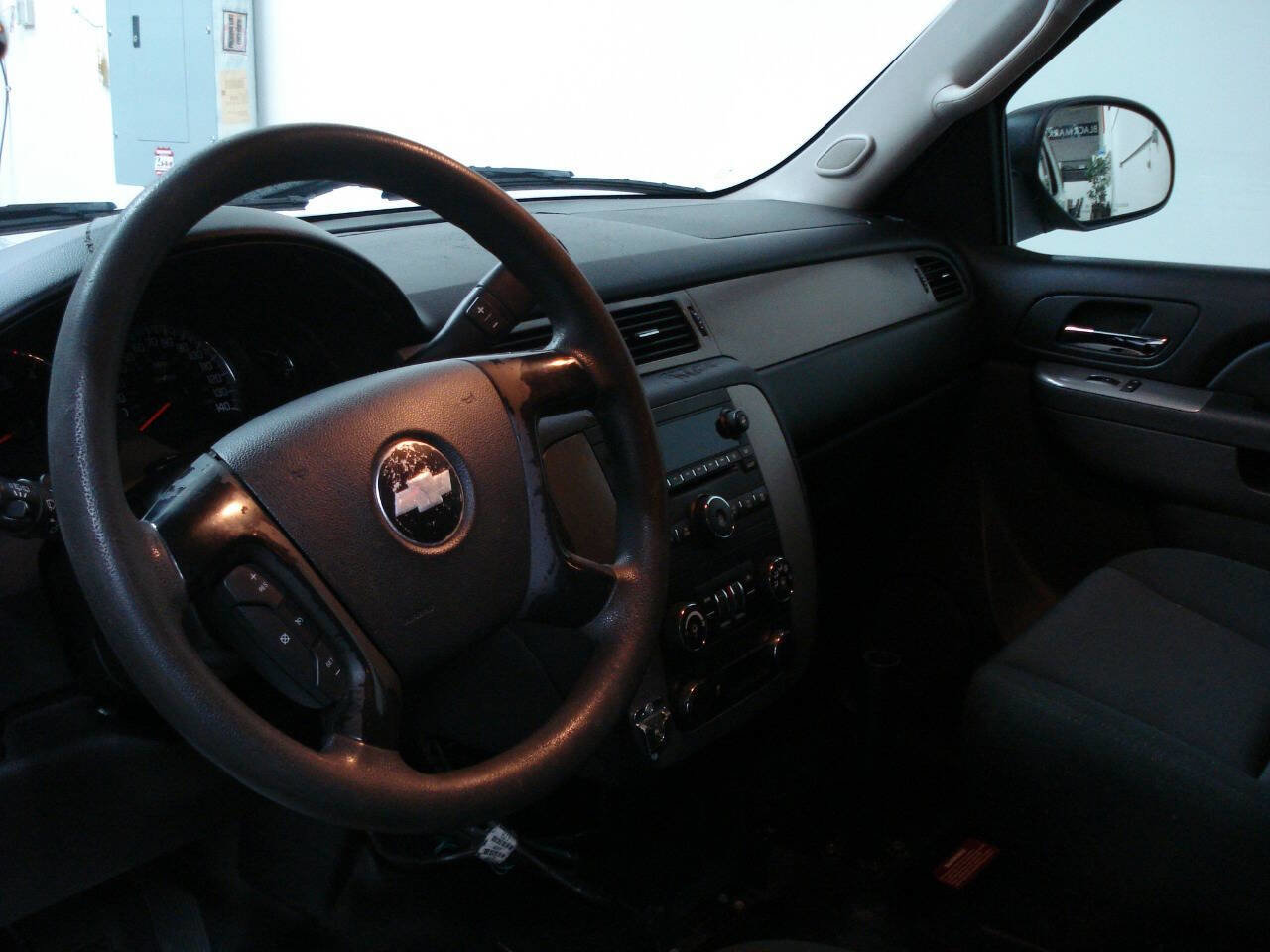 Used 2012 Chevrolet Tahoe 2WD image 16