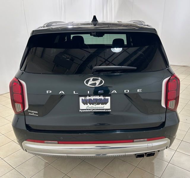 Used 2024 Hyundai Palisade Calligraphy image 4