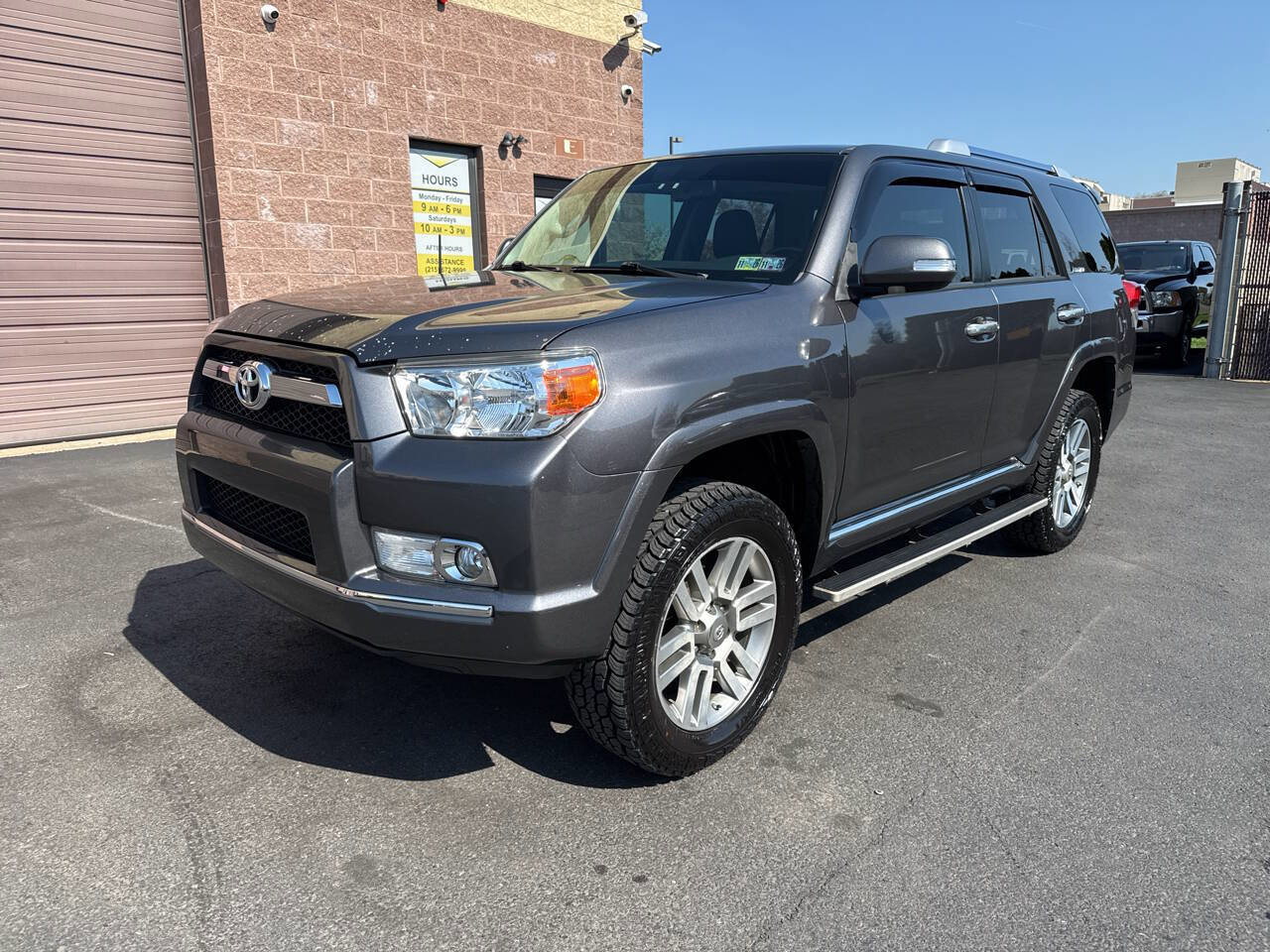Used 2010 Toyota 4Runner SR5 image 3