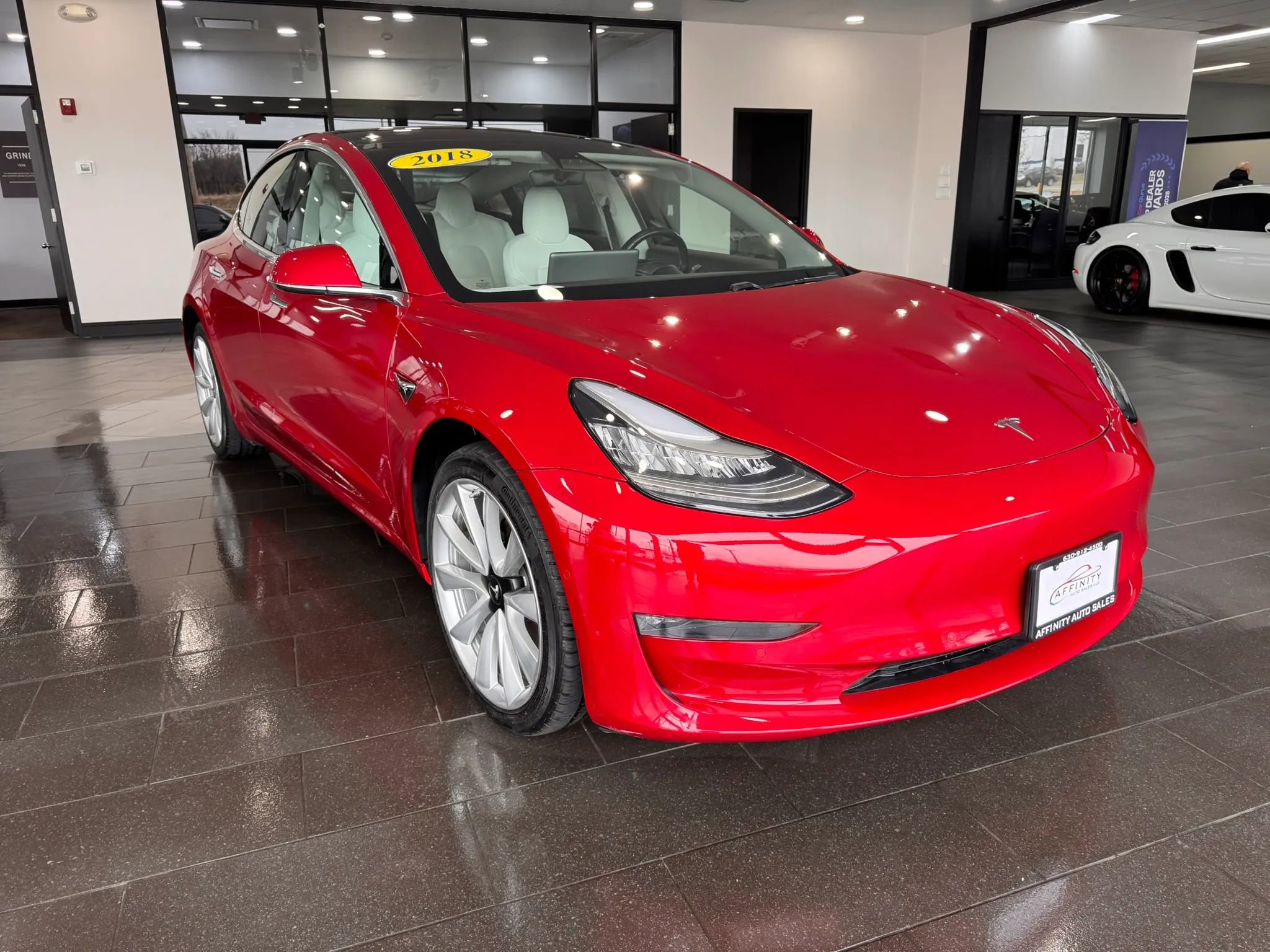 Used 2018 Tesla Model 3 Long Range image 6