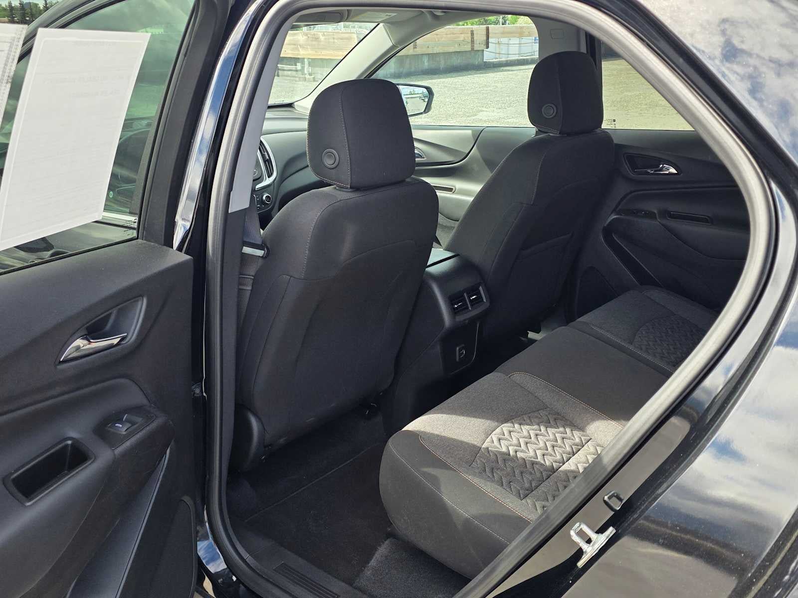 Used 2024 Chevrolet Equinox LT AWD/4WD image 15