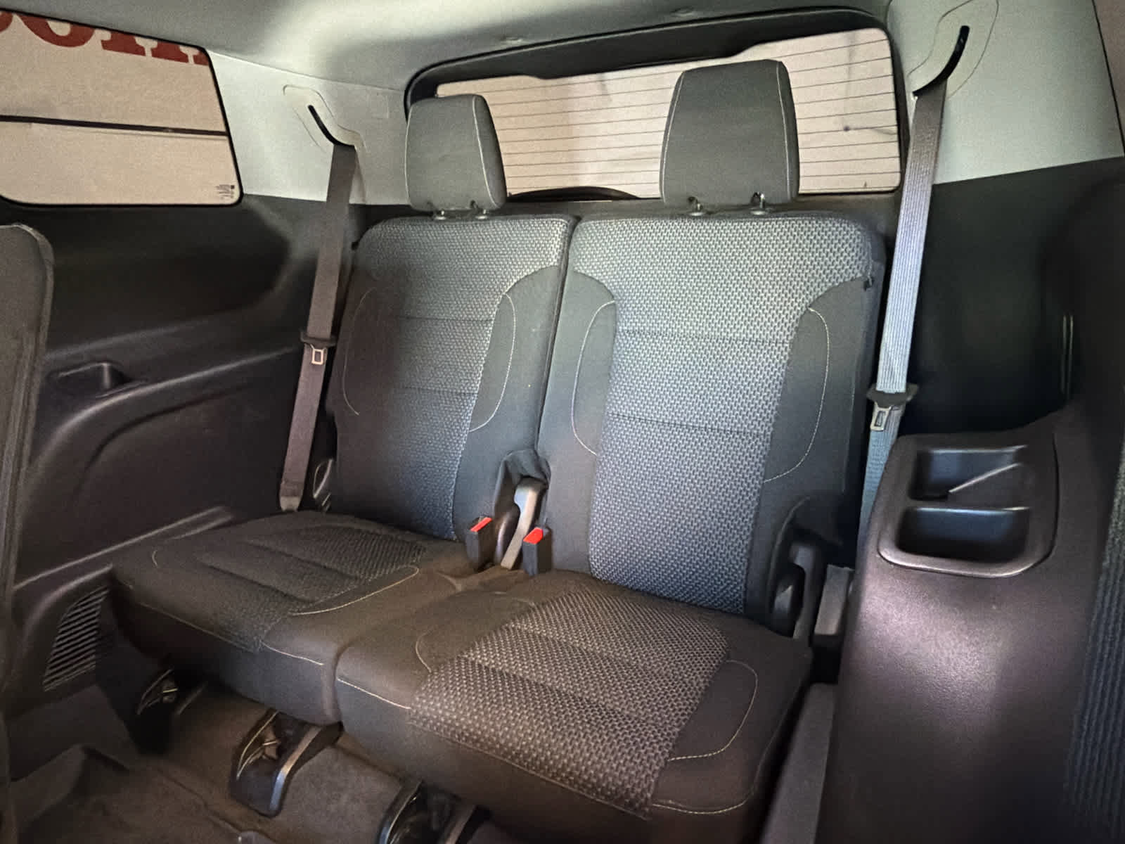 Used 2023 GMC Acadia SLE w/ Driver Convenience Package image 24