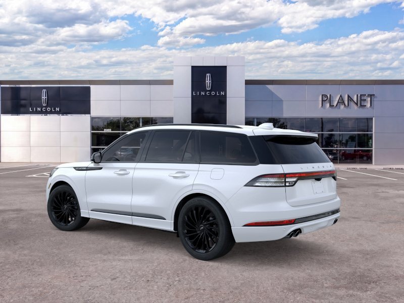 New 2026 Lincoln Aviator Reserve w/ Jet Appearance Package RWD image 4