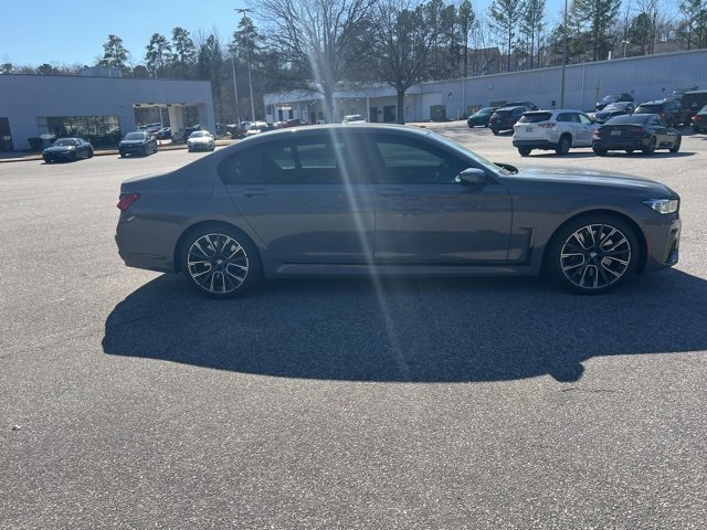 Used 2020 BMW 750i xDrive w/ Executive Package image 6