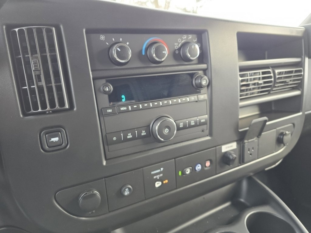 New 2025 Chevrolet Express 3500 w/ Power Convenience Package image 13