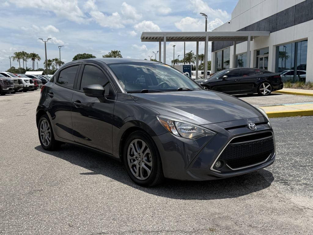 Used 2020 Toyota Yaris LE FWD image 2