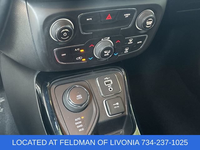 Used 2020 Jeep Compass Limited AWD/4WD image 17