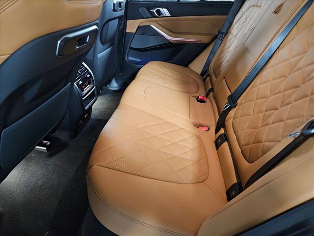 Used 2026 BMW X5 xDrive40i w/ Executive Package AWD/4WD image 14