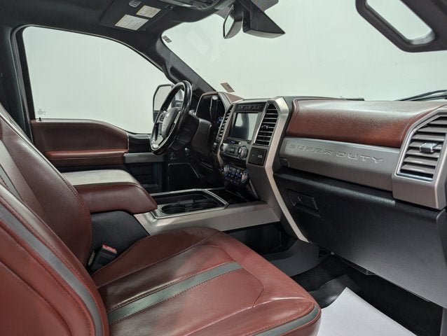 Used 2018 Ford F250 Platinum w/ Platinum Ultimate Package AWD/4WD image 19