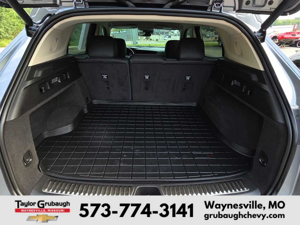 Used 2021 Buick Envision Essence w/ Sport Touring Package FWD image 15