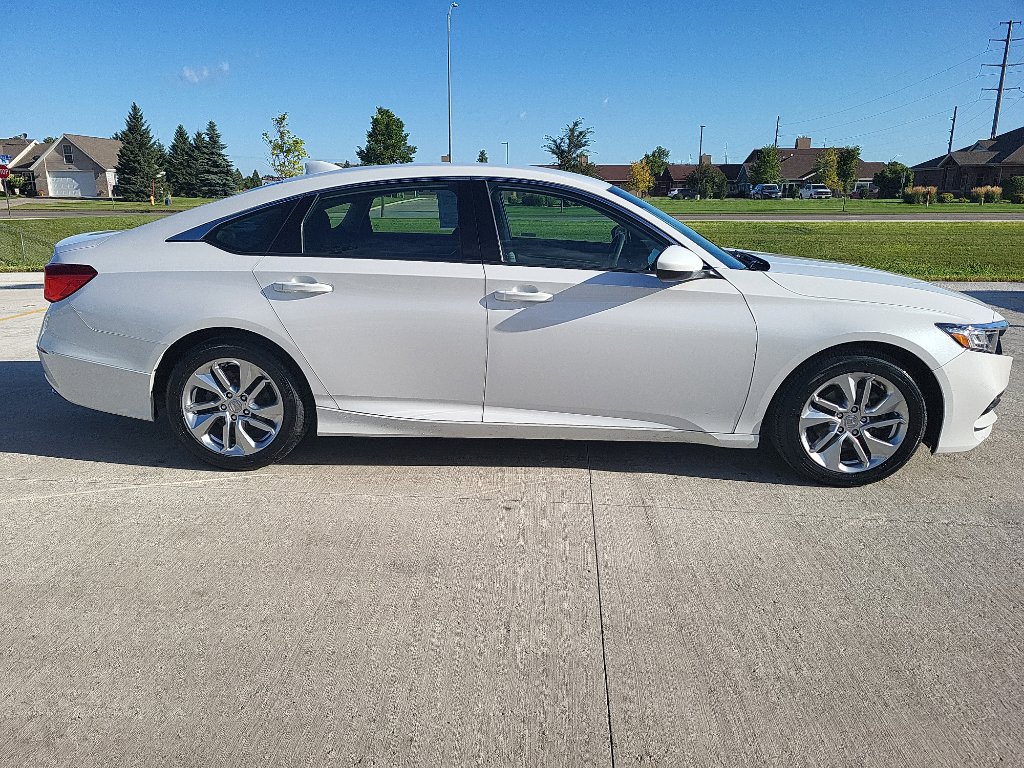Used 2019 Honda Accord LX image 5