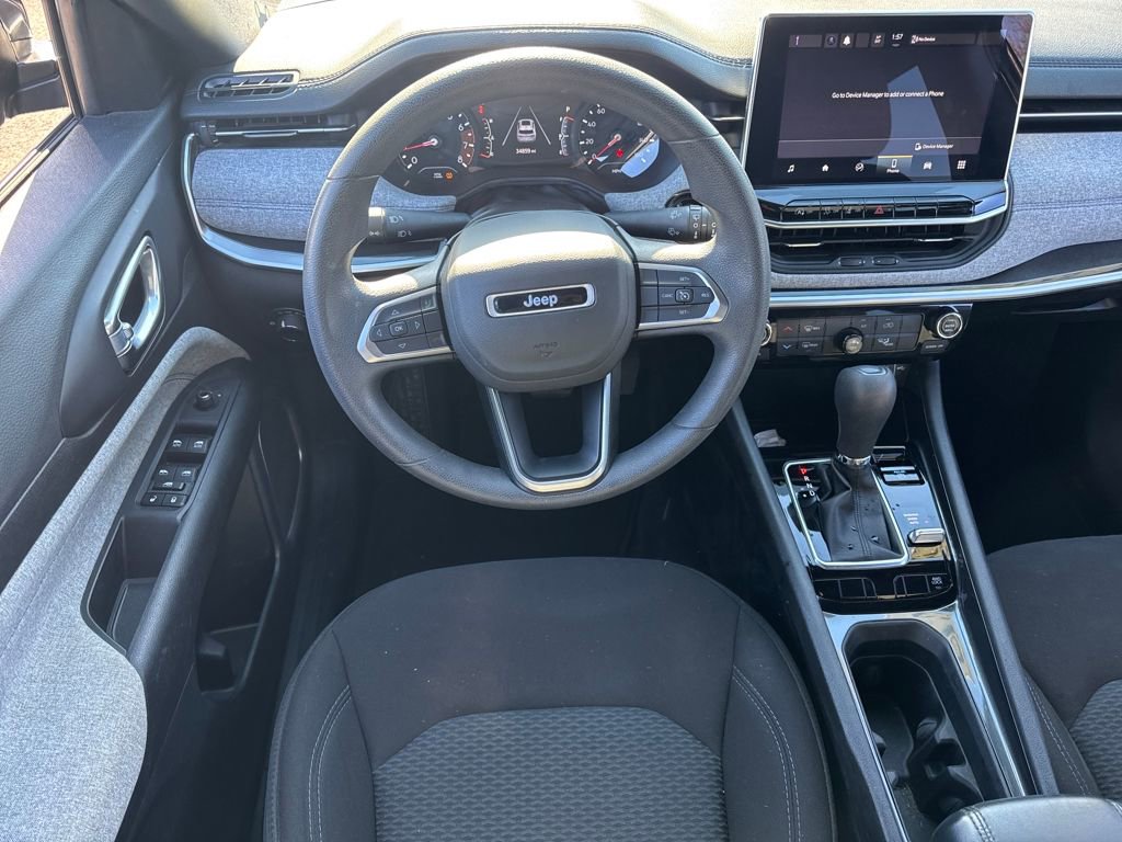 Used 2023 Jeep Compass Sport image 14