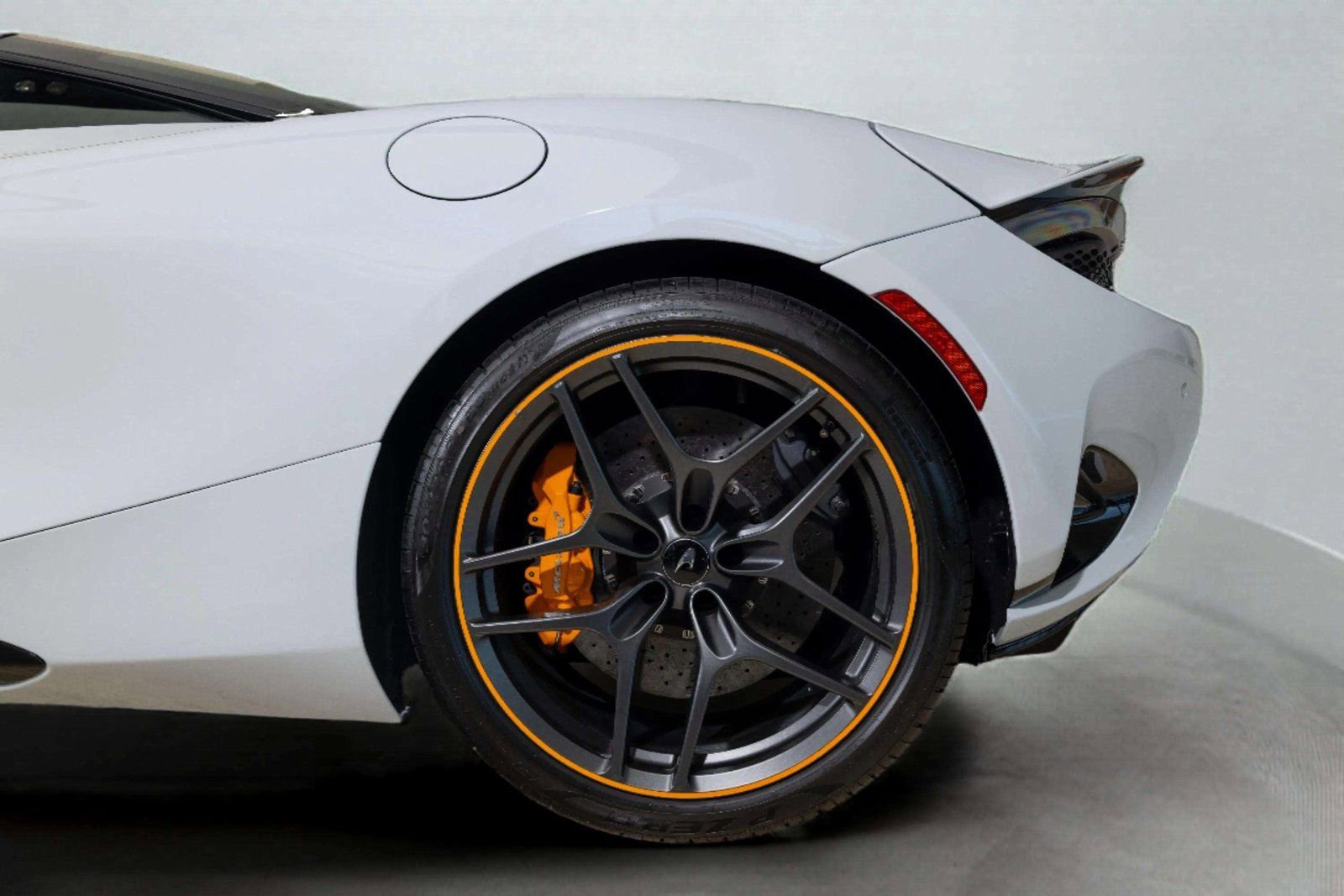 New 2026 McLaren 750S image 14