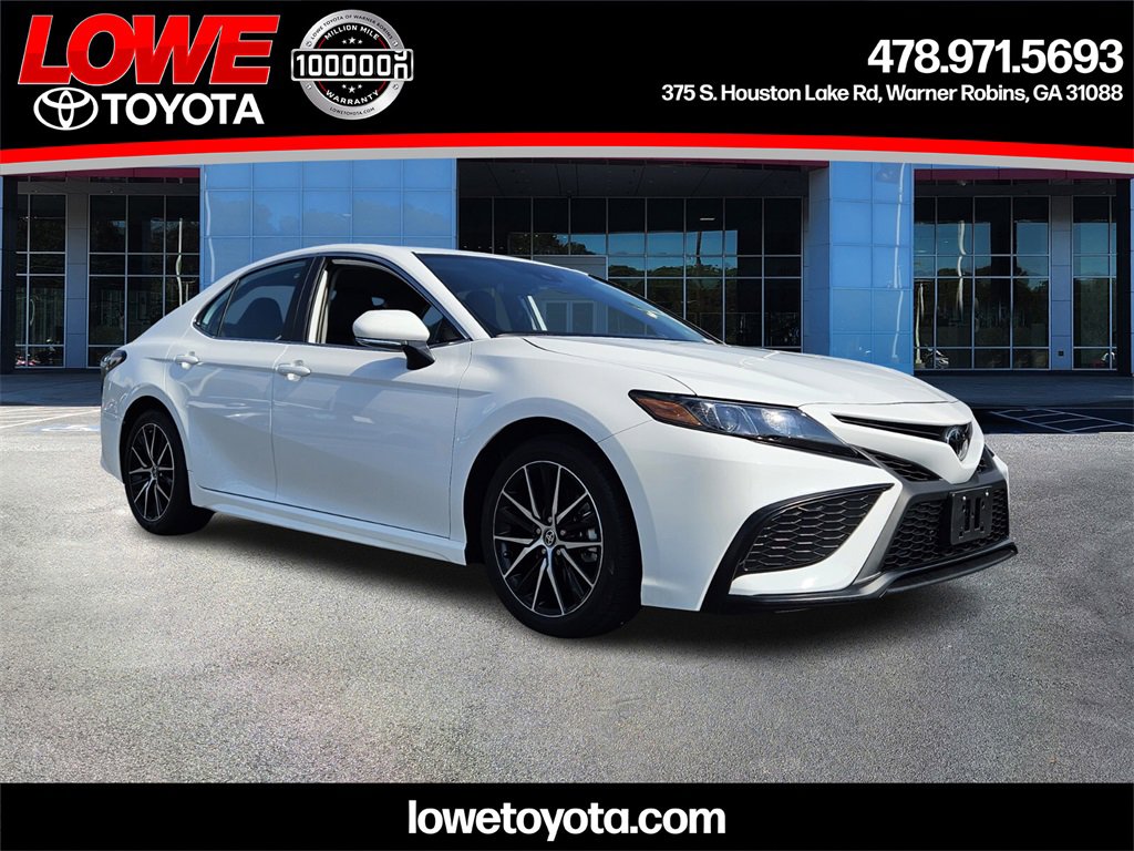 Used 2024 Toyota Camry SE