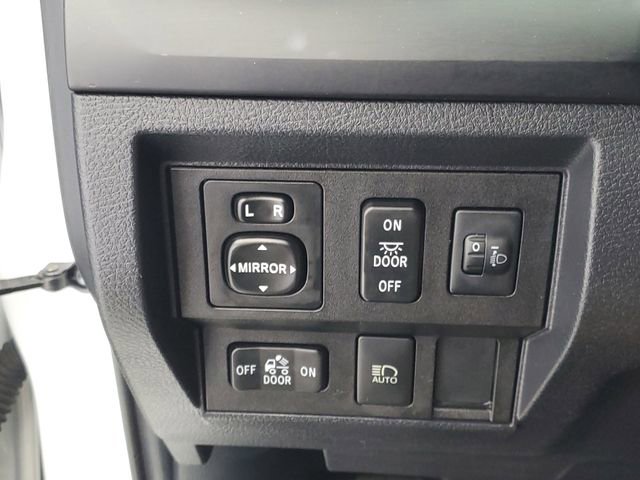 Used 2018 Toyota Tundra SR RWD image 28