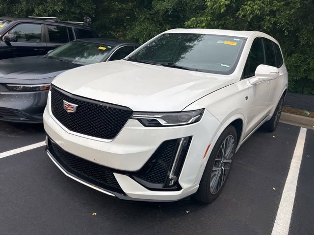 Used 2024 Cadillac XT6 Sport w/ Technology Package AWD/4WD image 12