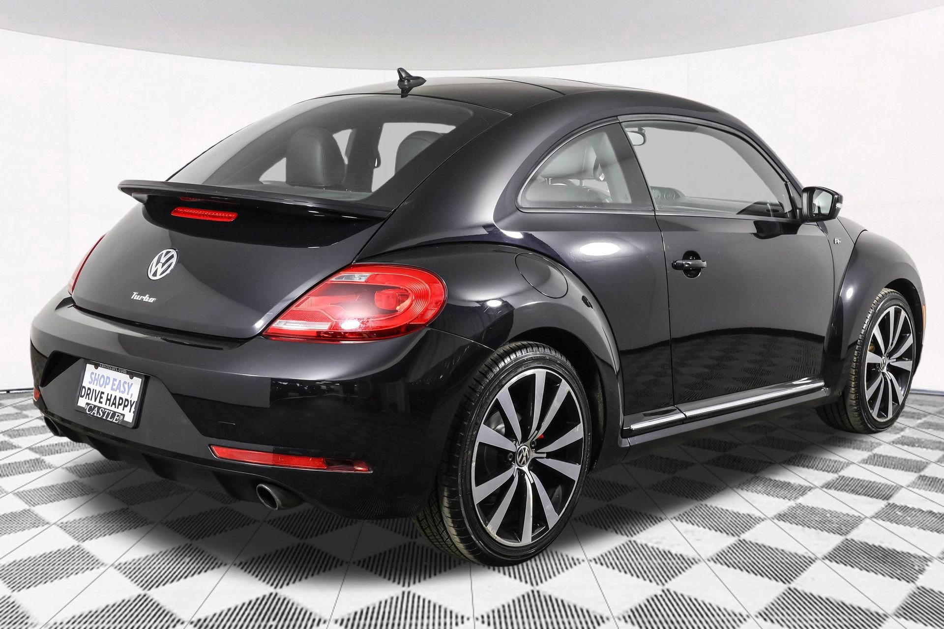 Used 2014 Volkswagen Beetle R-Line image 14