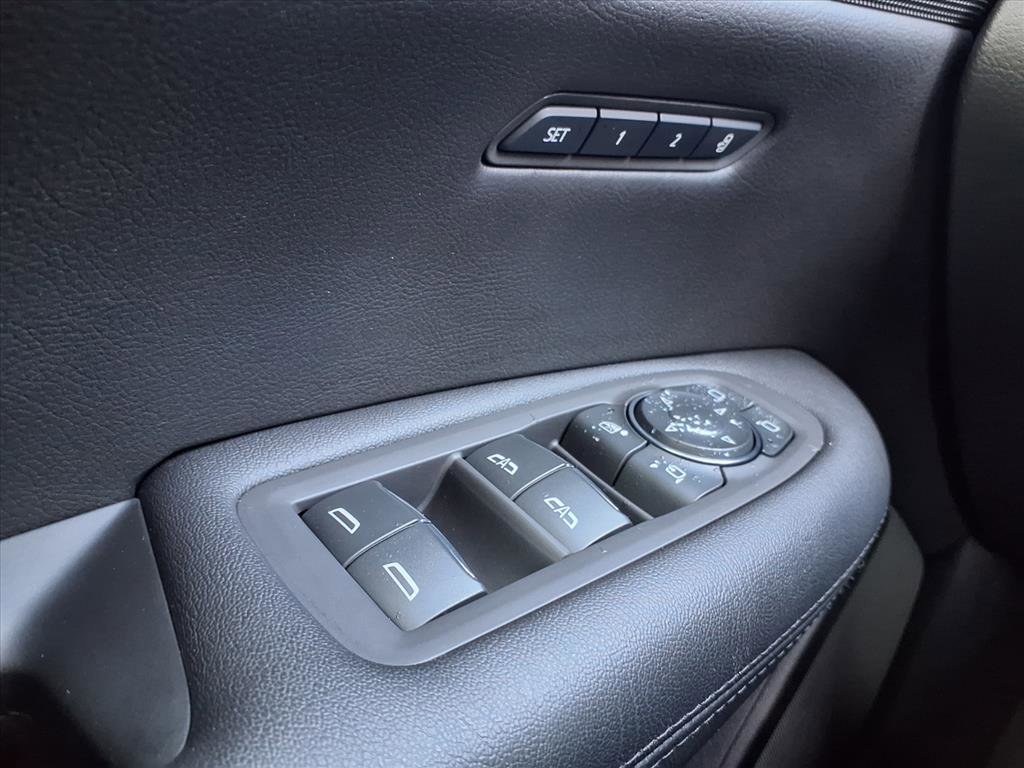 Used 2019 Cadillac XT5 Premium Luxury w/ Driver Assist Package image 25