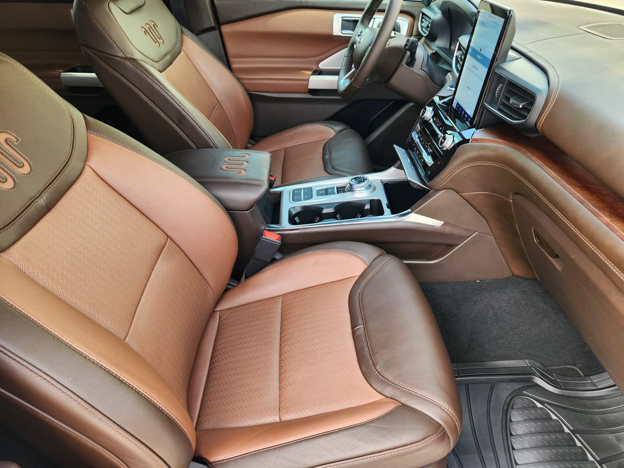 Used 2022 Ford Explorer King Ranch RWD image 11