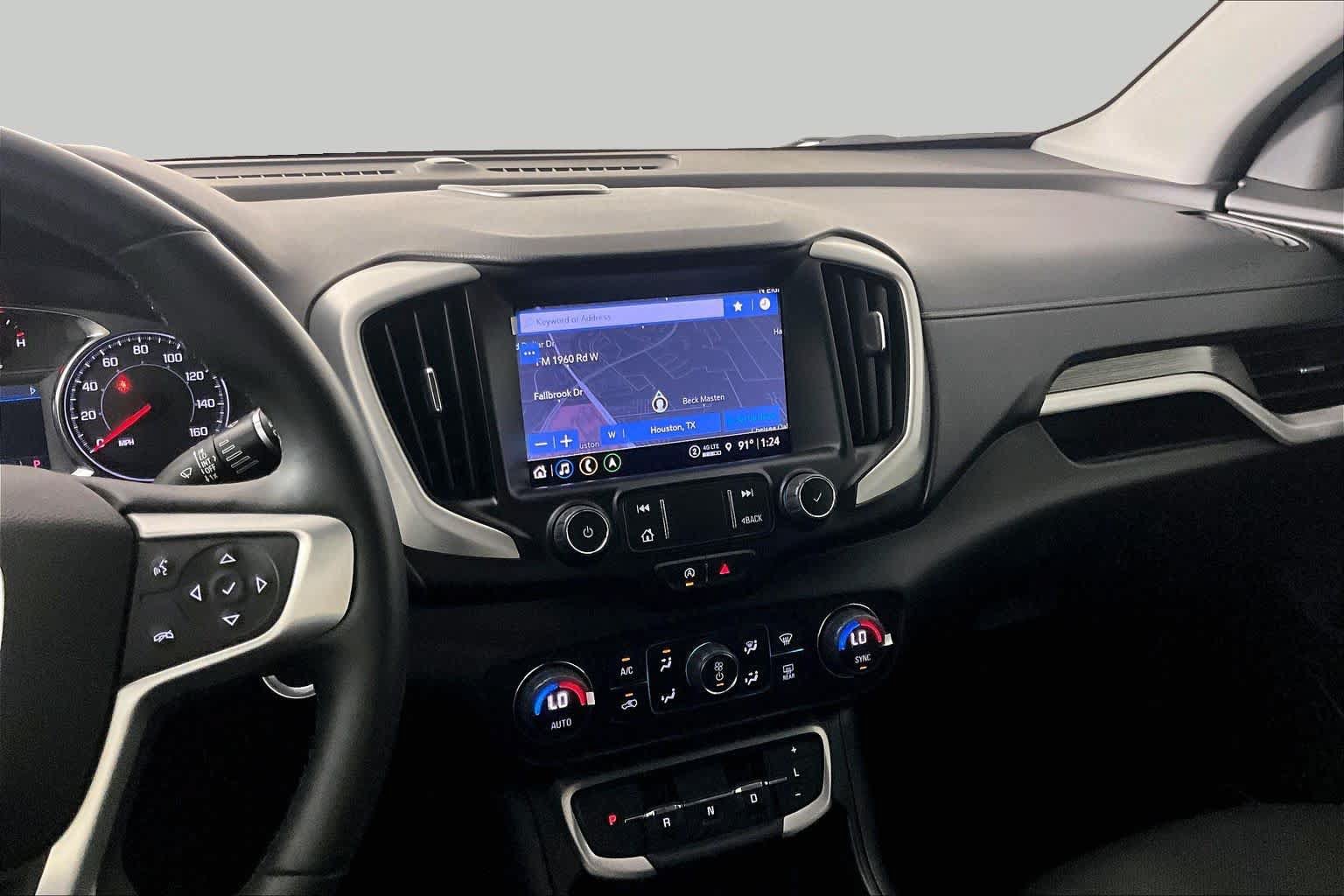 Certified 2024 GMC Terrain SLT w/ Infotainment Package II AWD/4WD image 7
