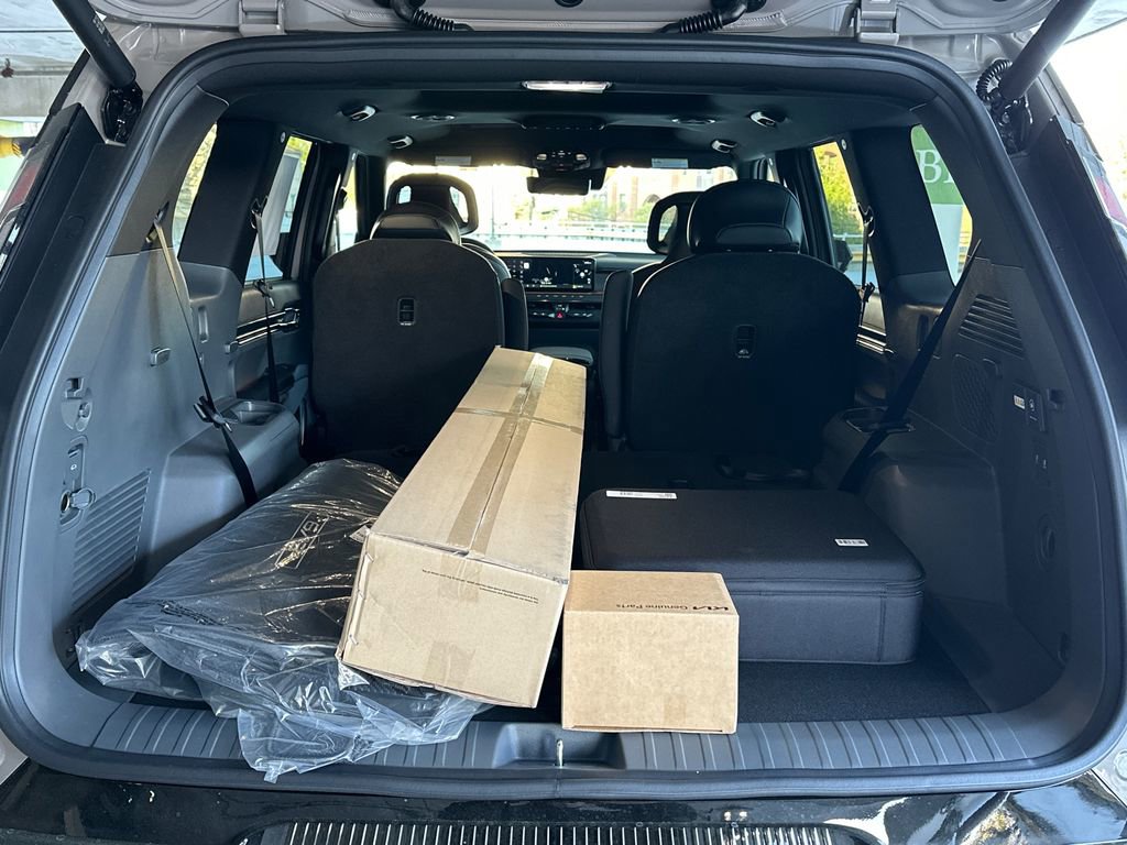 New 2026 Kia EV9 Land w/ Nightfall Edition Package image 5