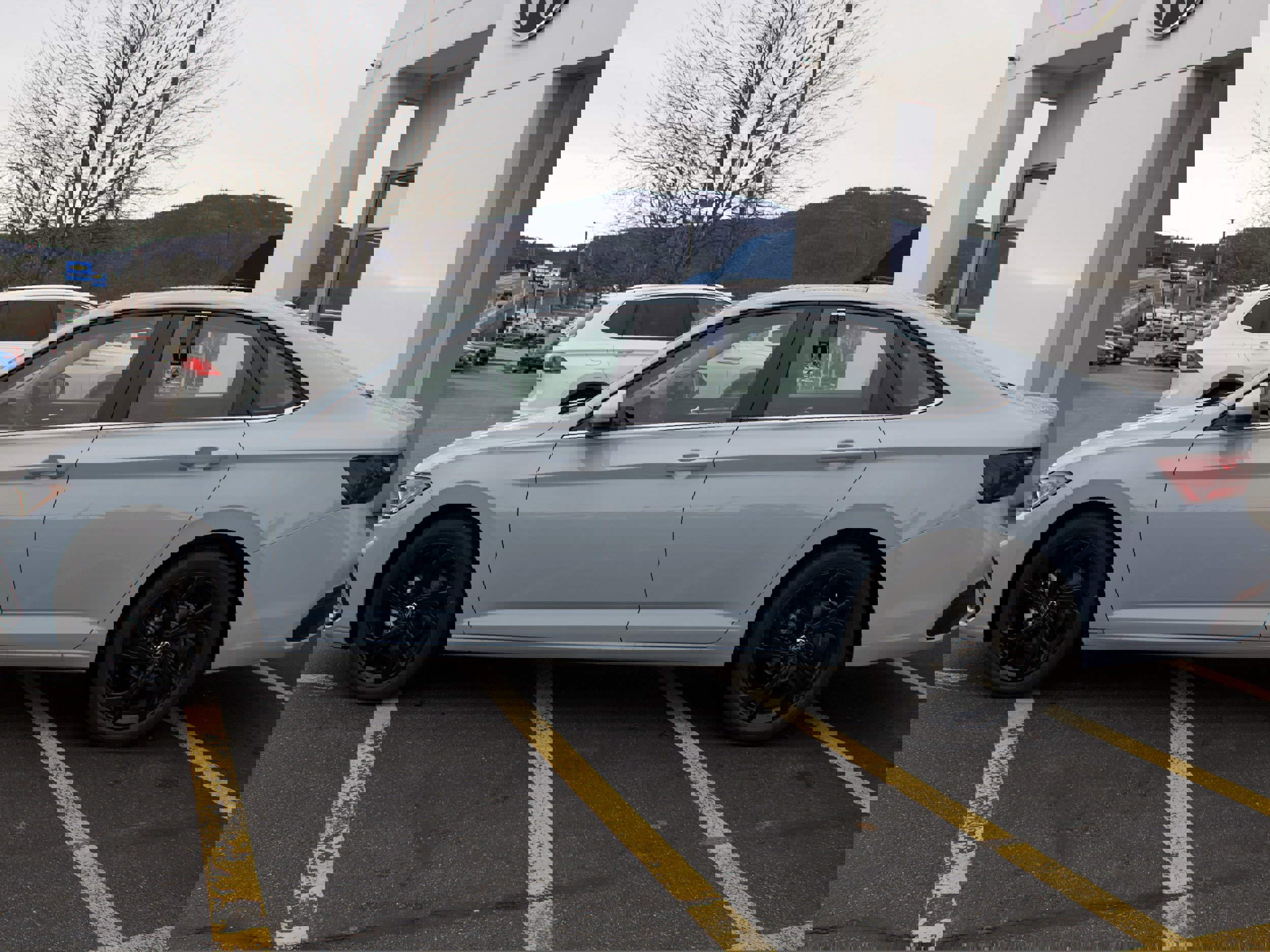 New 2026 Volkswagen Jetta SE image 8