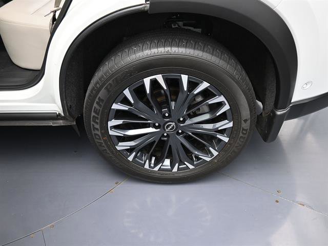 Used 2025 Nissan Rogue SL w/ Tech Package AWD/4WD image 23