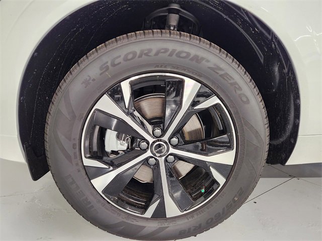 New 2026 Volvo XC60 B5 Core image 8