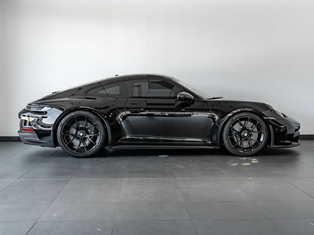 Certified 2024 Porsche 911 GT3 image 8