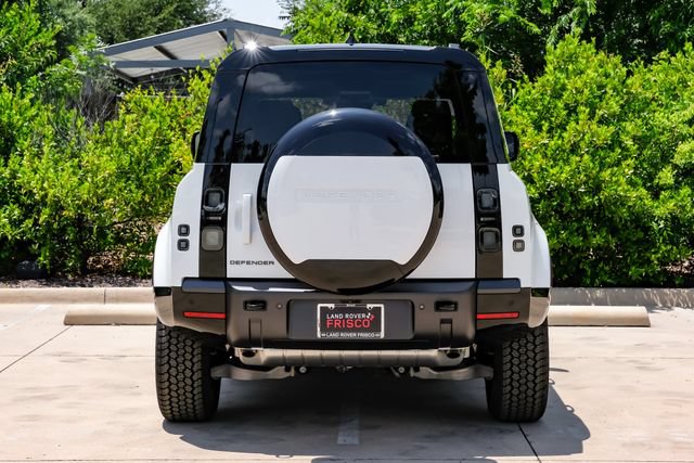 New 2026 Land Rover Defender 110 X-Dynamic SE AWD/4WD image 14