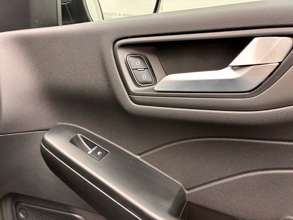 New 2026 Ford Escape SE image 28