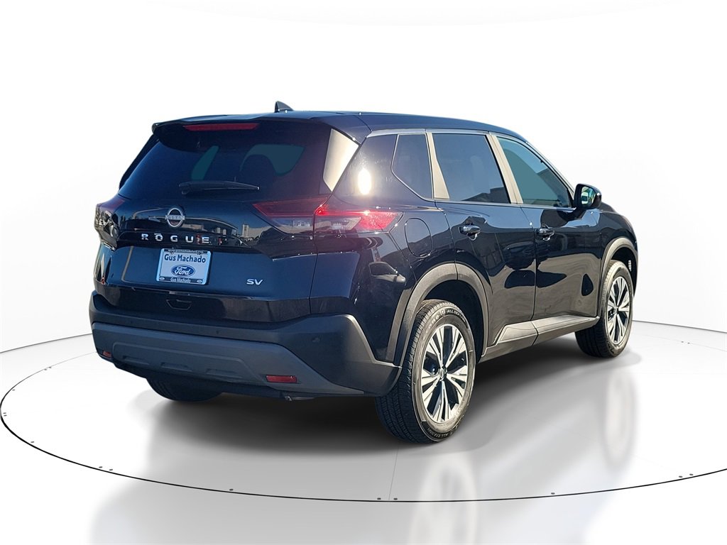 Used 2023 Nissan Rogue SV image 4