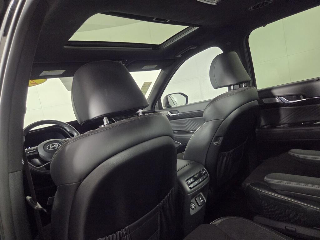 Used 2024 Hyundai Palisade Calligraphy AWD/4WD image 25