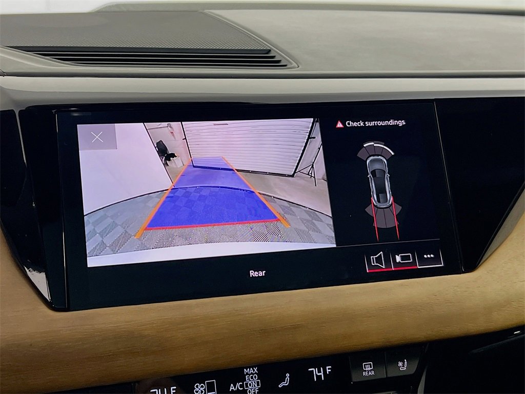 Used 2024 Audi e-tron GT Premium Plus image 17