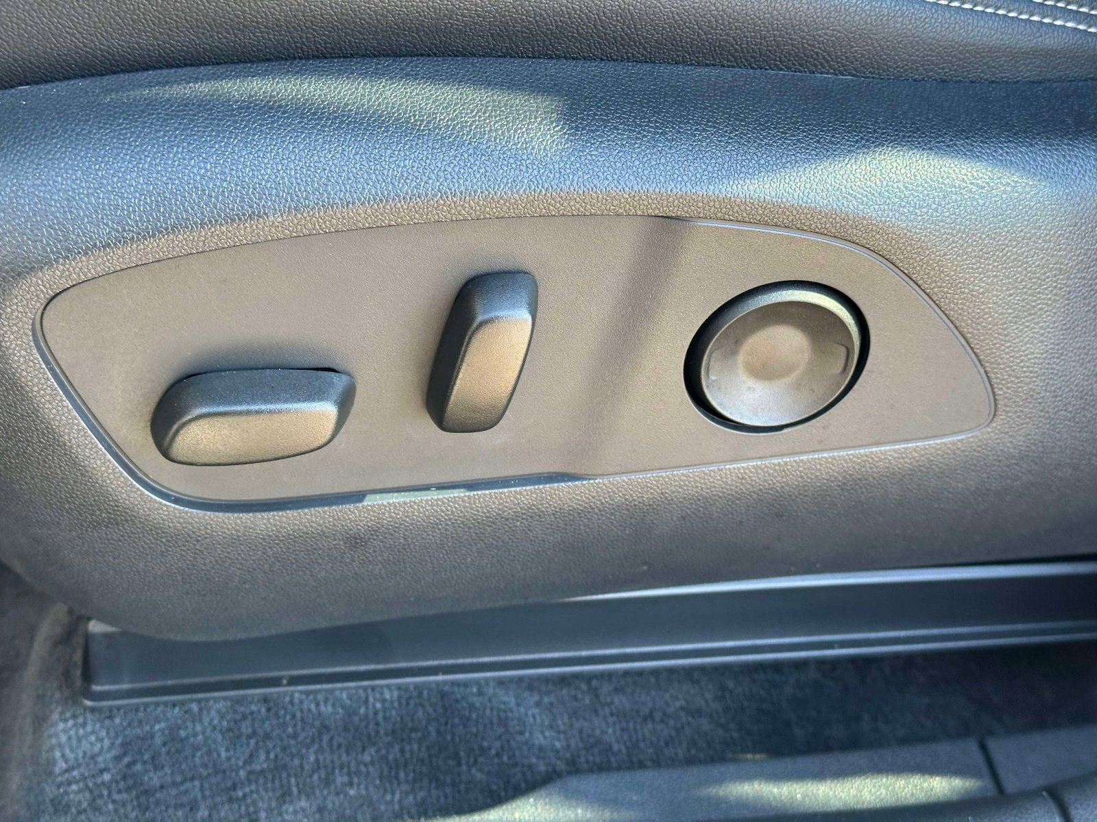 Certified 2025 Chevrolet Blazer EV LT image 22