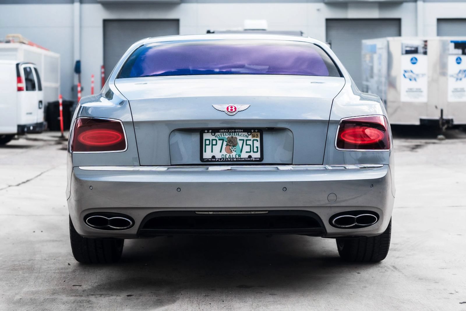 Used 2017 Bentley Flying Spur S V8 AWD/4WD image 16