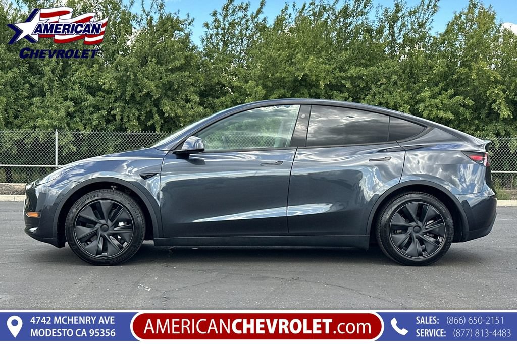 Used 2025 Tesla Model Y Long Range RWD image 7