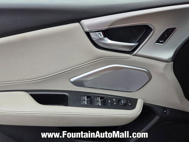 Certified 2025 Acura RDX w/ Technology Package image 17