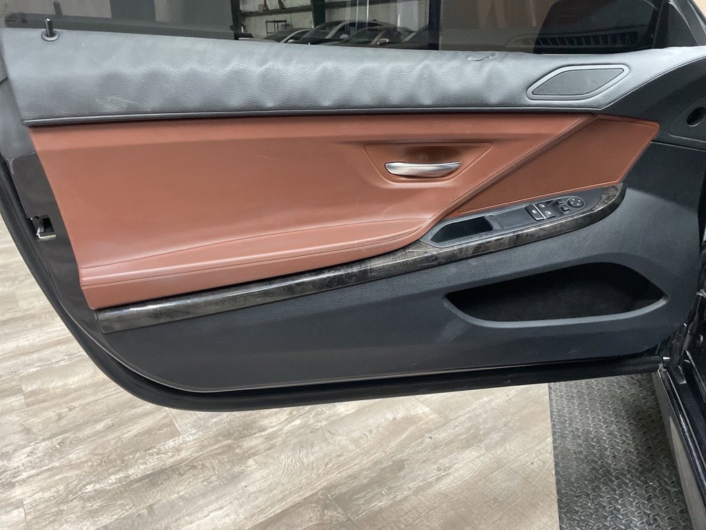 Used 2012 BMW 650i Coupe image 15