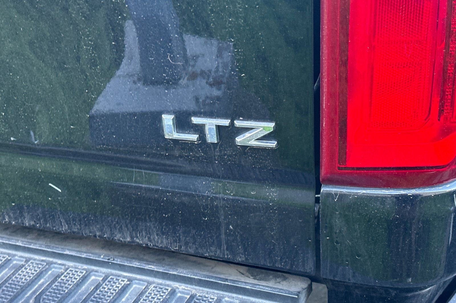 Used 2020 Chevrolet Silverado 3500 LTZ w/ LTZ Plus Package image 7