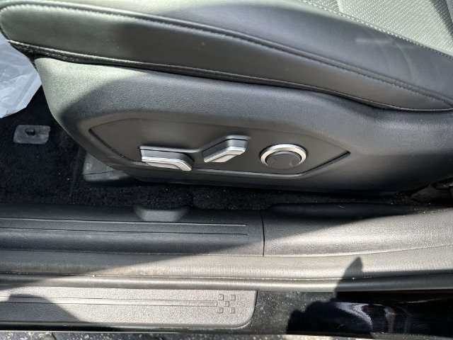 Used 2026 Hyundai Santa Fe SEL FWD image 21