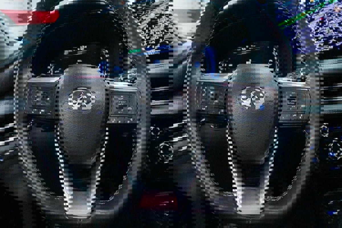 Used 2022 INFINITI QX60 Sensory image 26