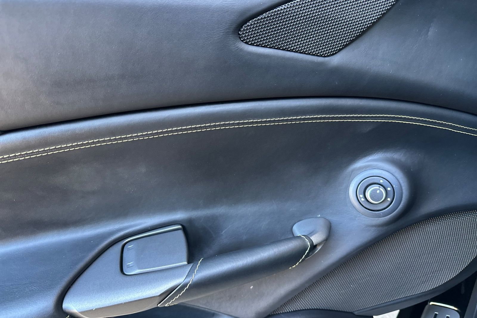 Used 2016 Ferrari 488 GTB image 12