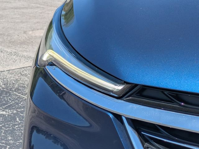 Used 2023 Buick Enclave Essence image 10