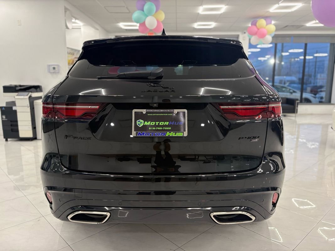 Used 2021 Jaguar F-PACE R-Dynamic S image 11