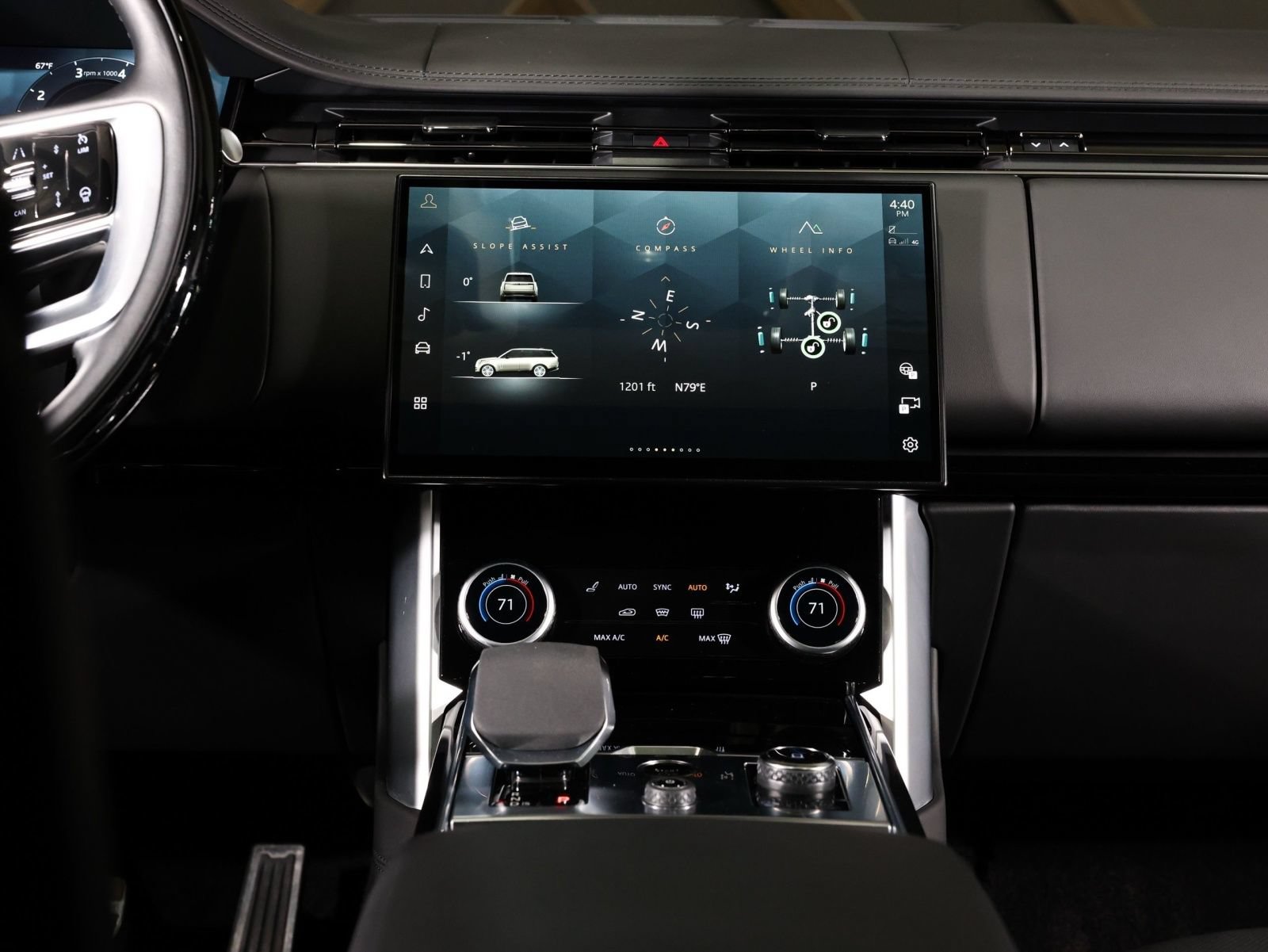Used 2023 Land Rover Range Rover Long Wheelbase Autobiography AWD/4WD image 36