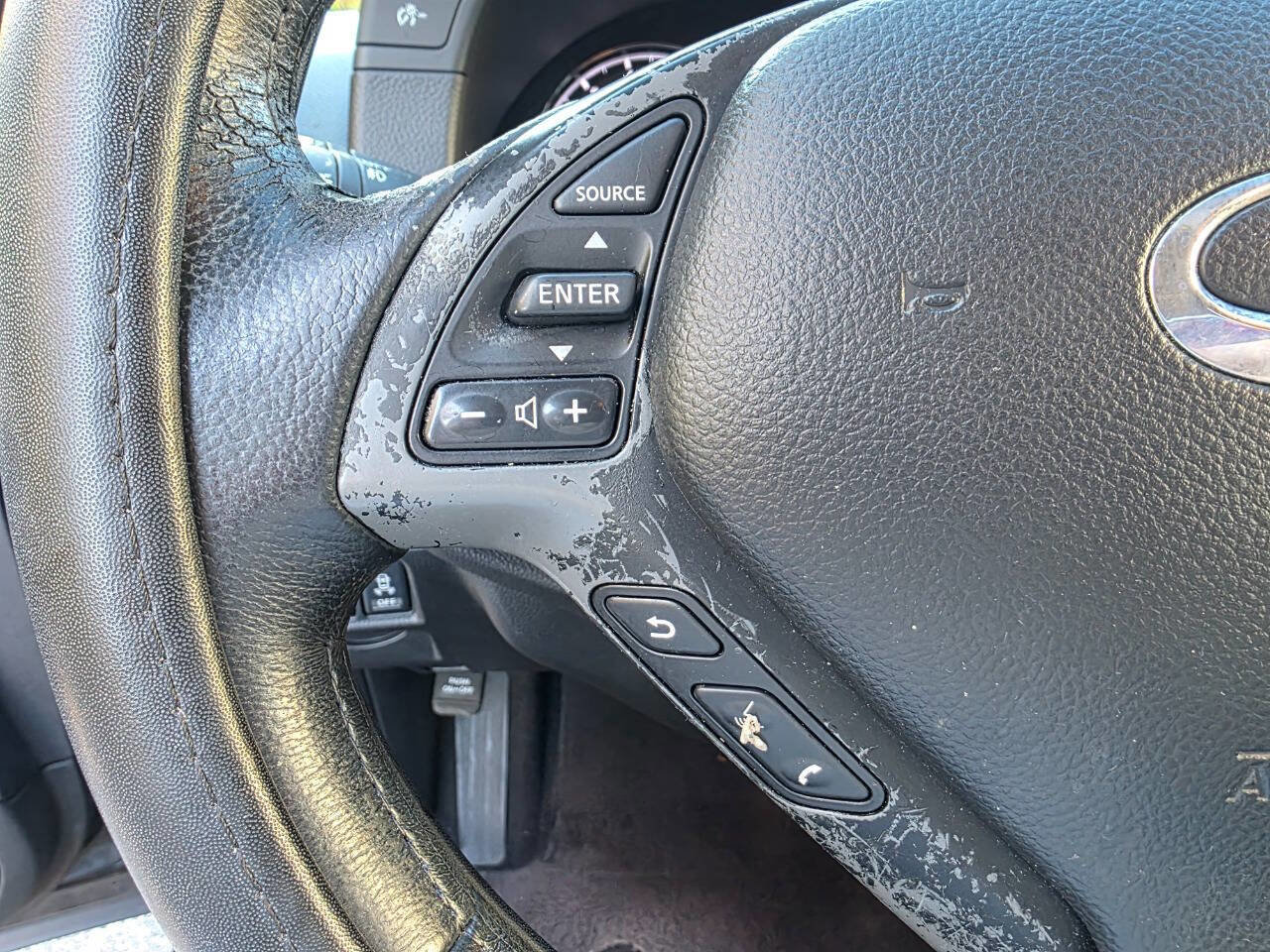 Used 2010 INFINITI G37 x Sedan w/ Premium Pkg image 19