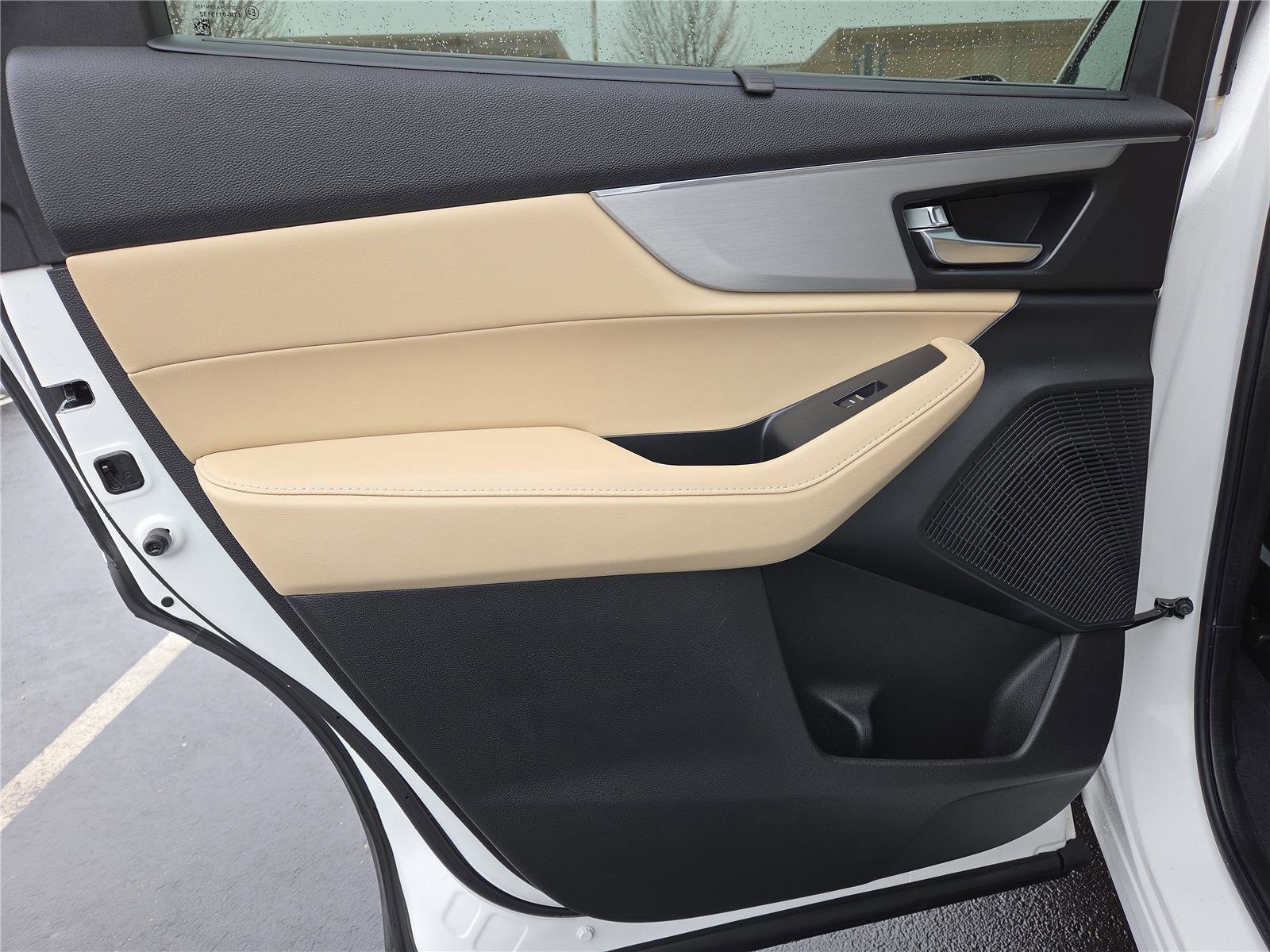 Used 2023 Acura MDX SH-AWD w/ Technology Package image 25