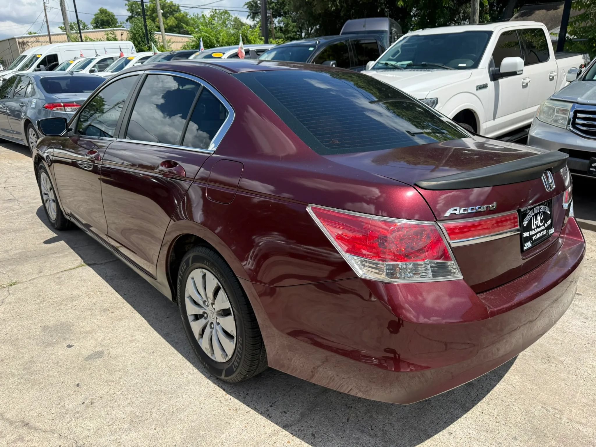 Used 2011 Honda Accord LX image 6