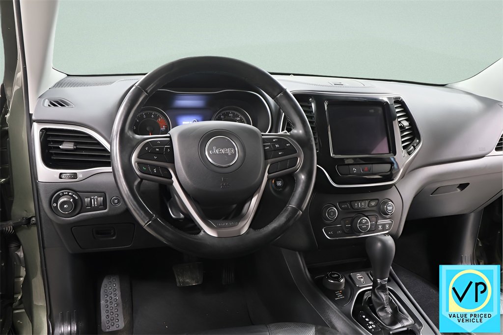 Used 2020 Jeep Cherokee Limited image 8